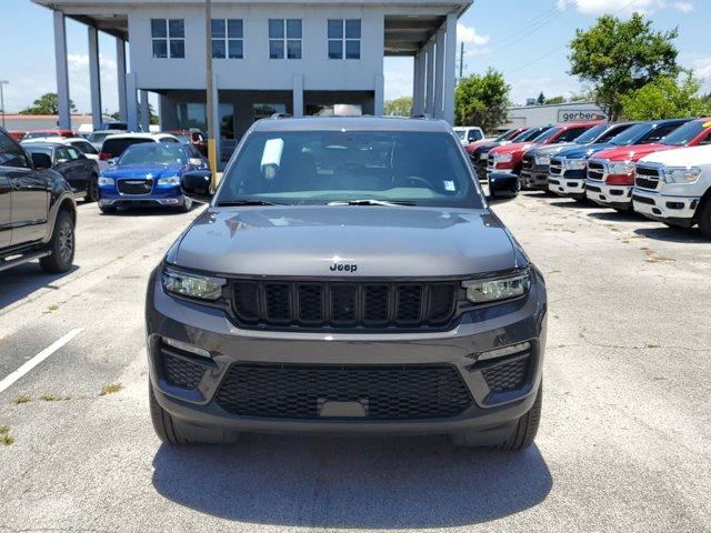 used 2024 Jeep Grand Cherokee car, priced at $41,995