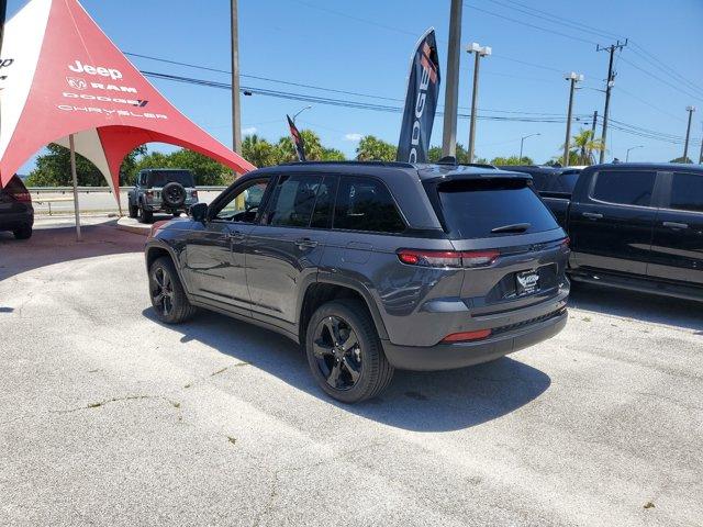 used 2024 Jeep Grand Cherokee car, priced at $41,995