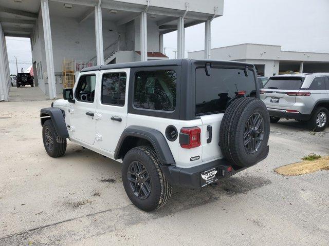 new 2024 Jeep Wrangler car