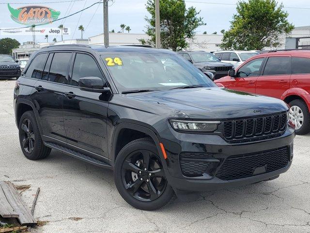 used 2024 Jeep Grand Cherokee car, priced at $40,495