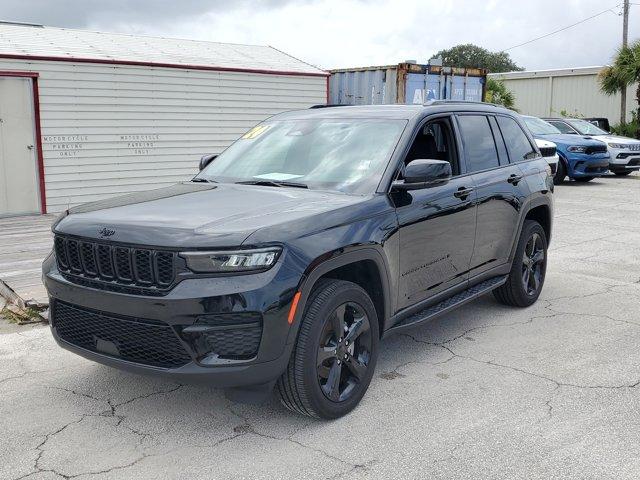 used 2024 Jeep Grand Cherokee car, priced at $40,995