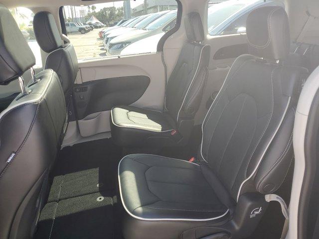 used 2023 Chrysler Pacifica car, priced at $39,995