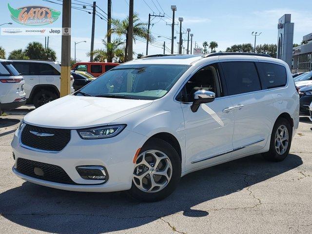 used 2023 Chrysler Pacifica car, priced at $39,495