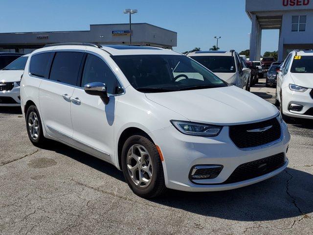 used 2023 Chrysler Pacifica car, priced at $39,495