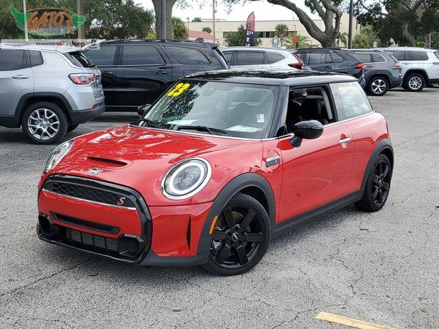 used 2023 MINI Hardtop car, priced at $25,995