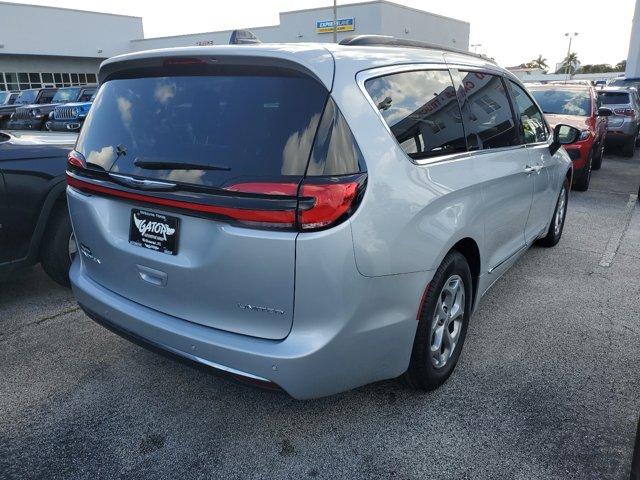 used 2023 Chrysler Pacifica car, priced at $39,995