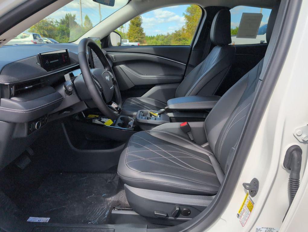 new 2025 Ford Mustang Mach-E car, priced at $35,549