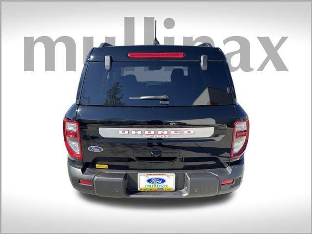new 2025 Ford Bronco Sport car, priced at $34,178