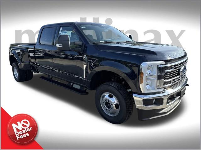 new 2025 Ford F-350 car, priced at $61,646