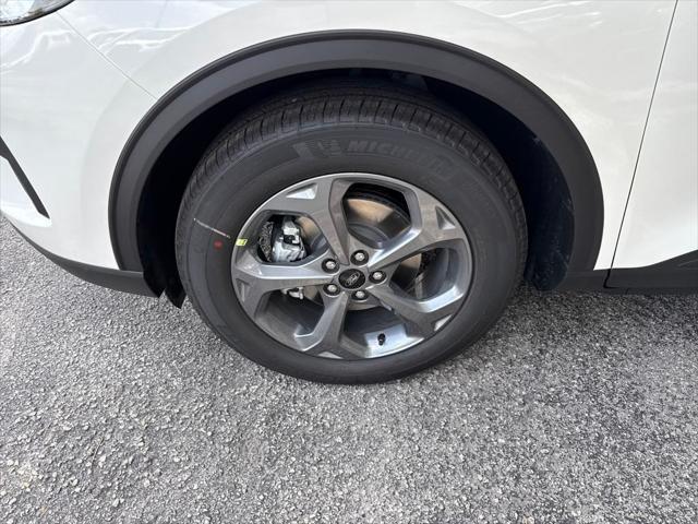 new 2025 Ford Escape car, priced at $32,523