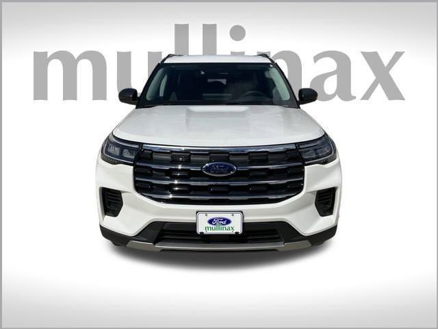 new 2025 Ford Explorer car, priced at $40,150