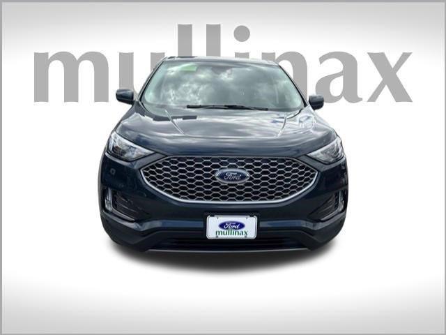 new 2024 Ford Edge car, priced at $37,803