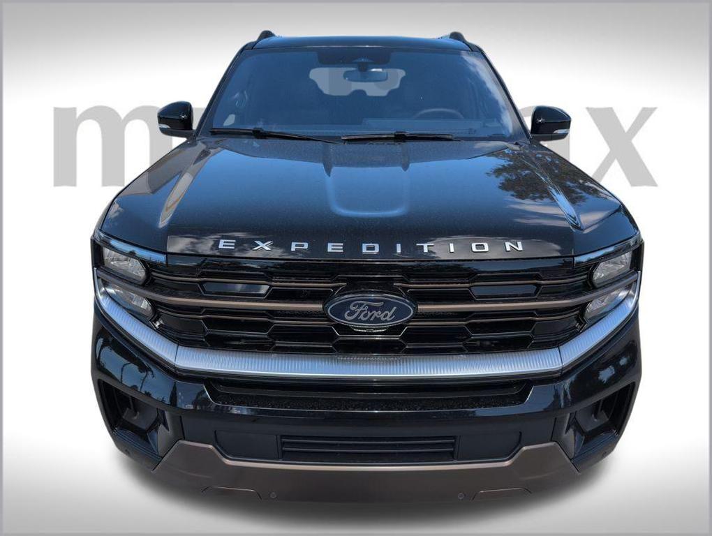 new 2025 Ford Expedition car, priced at $83,881