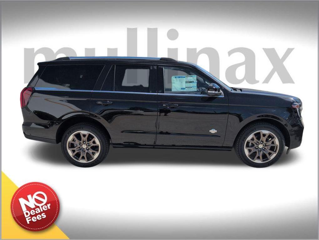 new 2025 Ford Expedition car, priced at $83,881
