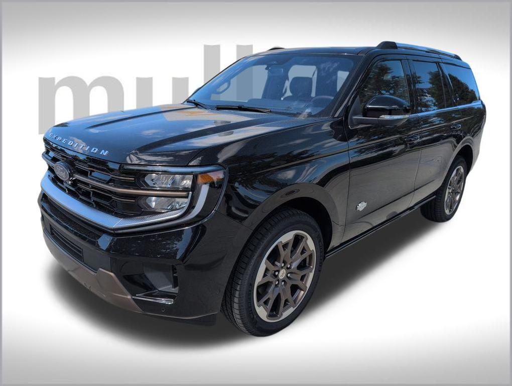 new 2025 Ford Expedition car, priced at $83,881
