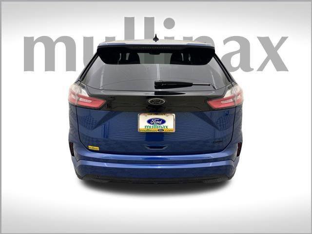 new 2024 Ford Edge car, priced at $32,999