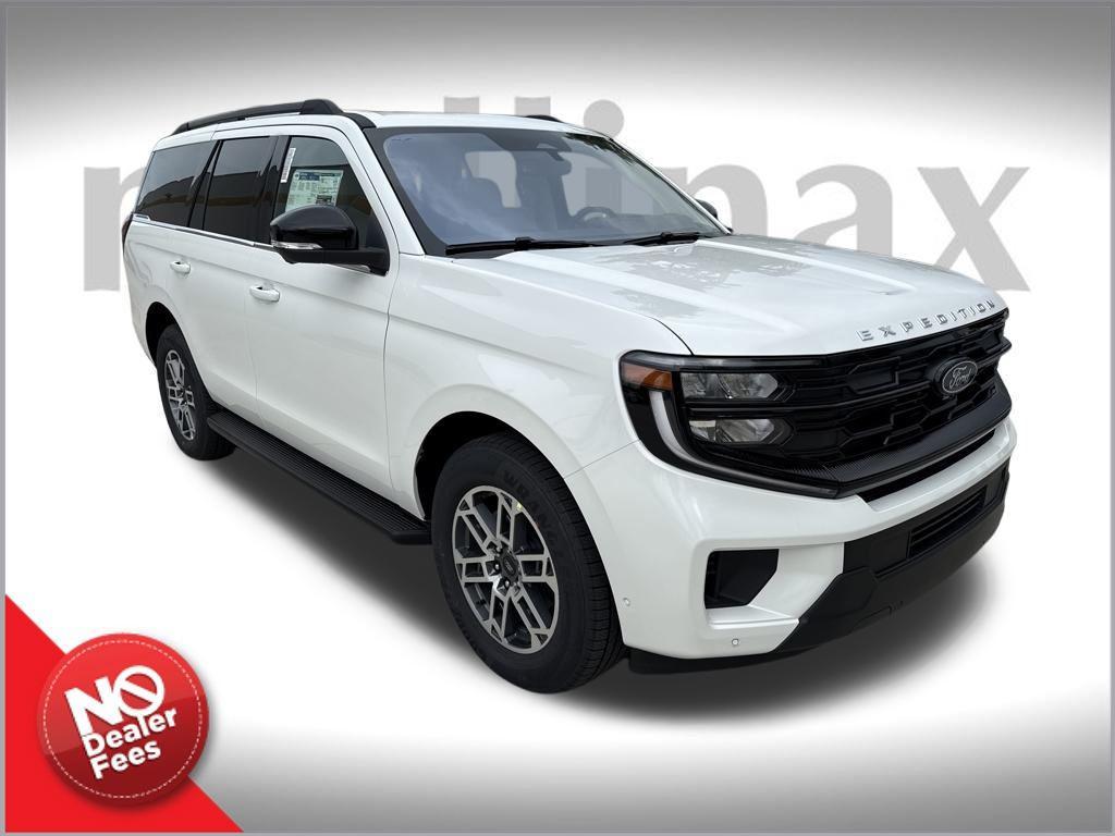 new 2025 Ford Expedition car, priced at $67,569