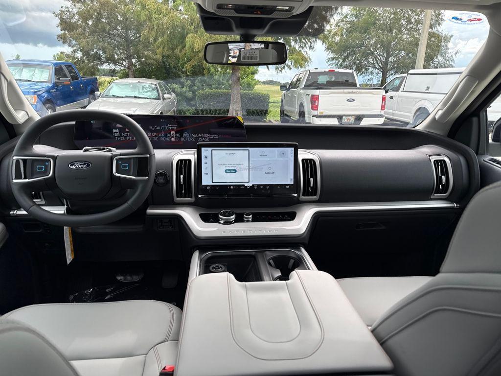 new 2025 Ford Expedition car, priced at $67,569