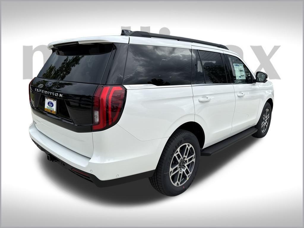 new 2025 Ford Expedition car, priced at $67,569
