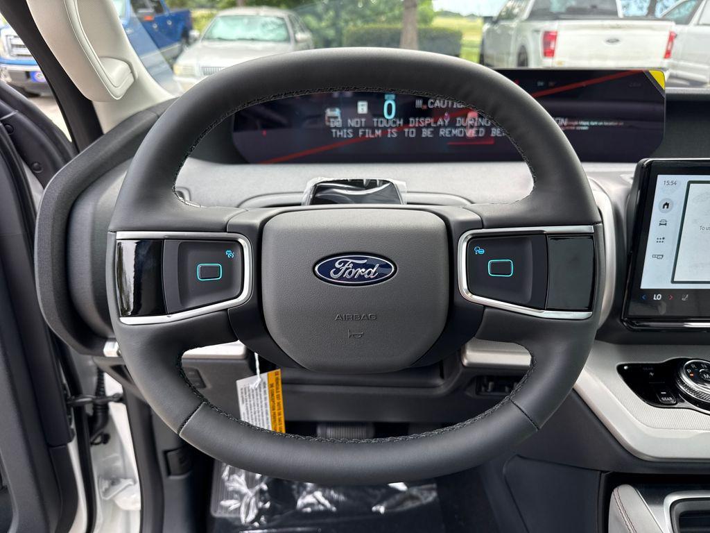 new 2025 Ford Expedition car, priced at $67,569