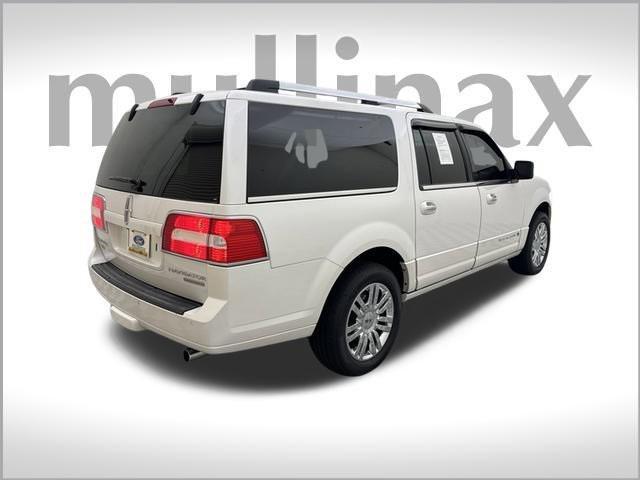 used 2010 Lincoln Navigator car, priced at $10,730