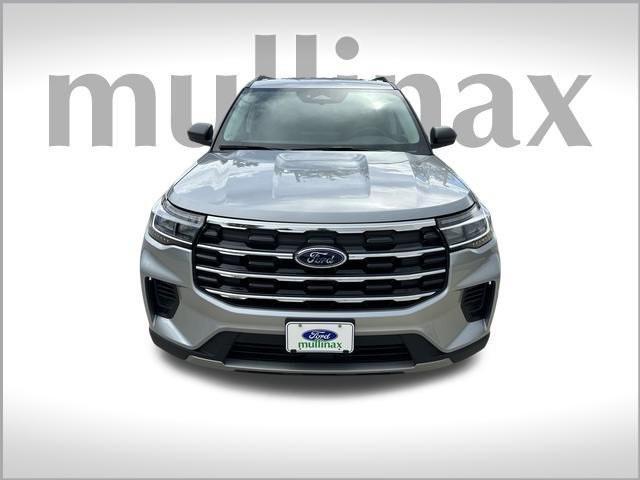 new 2025 Ford Explorer car, priced at $42,450