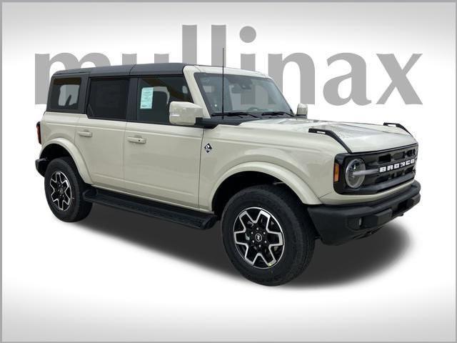 new 2025 Ford Bronco car, priced at $55,327