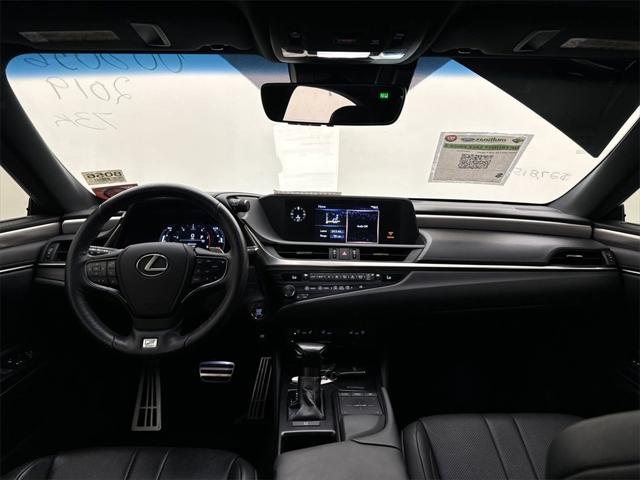 used 2019 Lexus ES 350 car, priced at $25,532