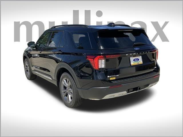 new 2025 Ford Explorer car, priced at $45,916