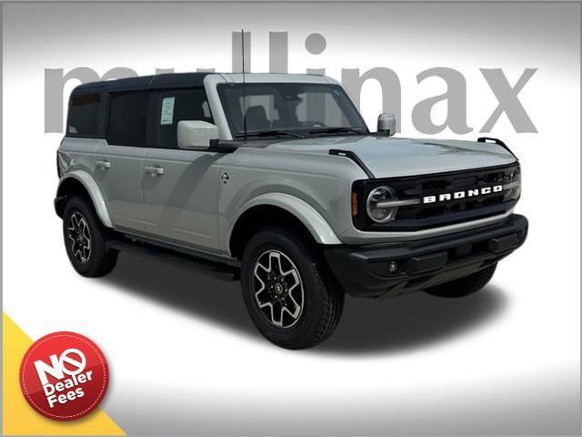 new 2024 Ford Bronco car, priced at $48,208