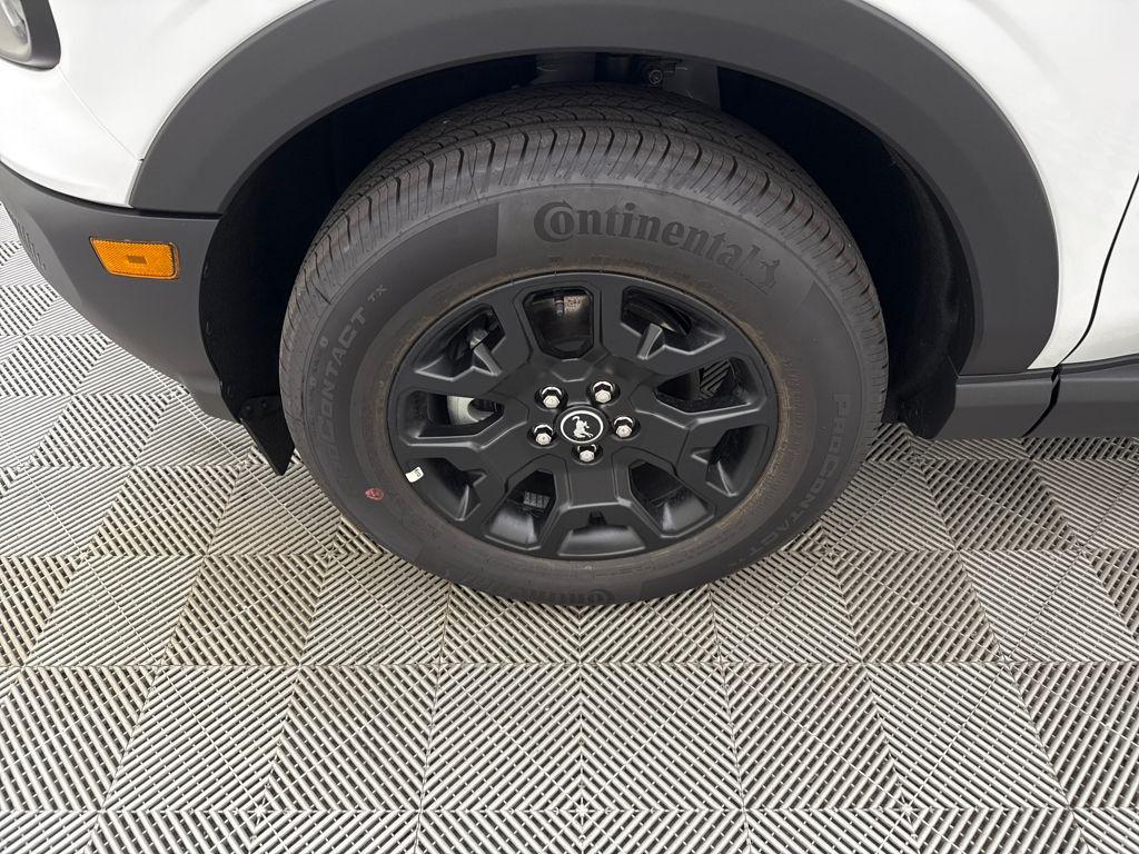 new 2025 Ford Bronco Sport car, priced at $33,319