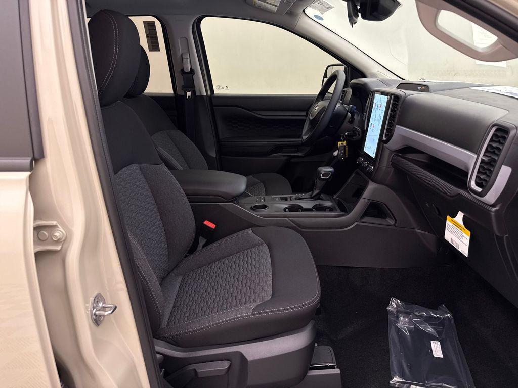 new 2025 Ford Ranger car, priced at $33,478