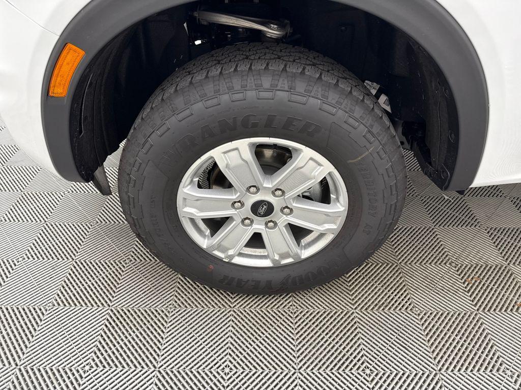 new 2025 Ford Ranger car, priced at $32,808