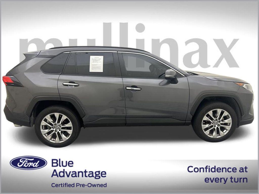 used 2021 Toyota RAV4 car, priced at $25,800