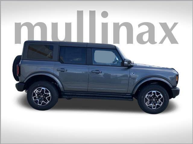 new 2024 Ford Bronco car, priced at $50,077