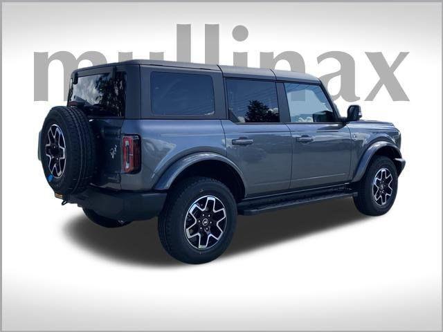 new 2024 Ford Bronco car, priced at $50,077