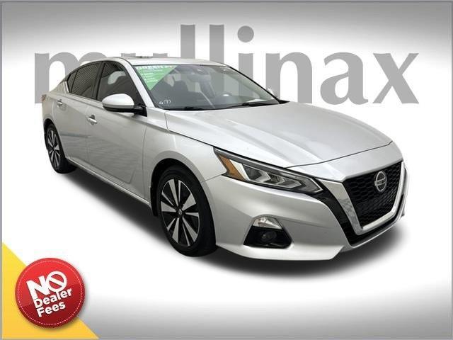 used 2019 Nissan Altima car, priced at $19,698