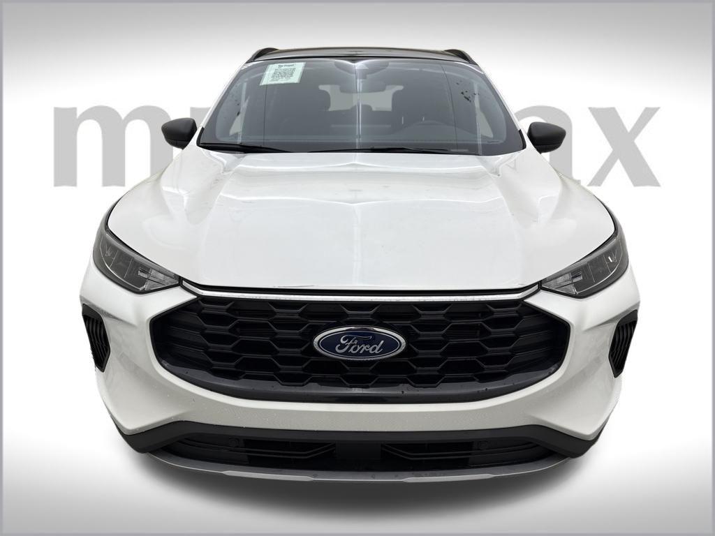 new 2025 Ford Escape car, priced at $28,130
