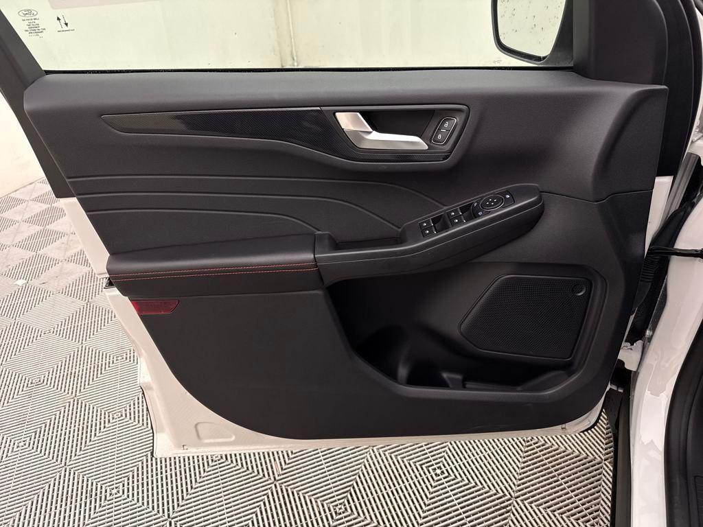 new 2025 Ford Escape car, priced at $28,130