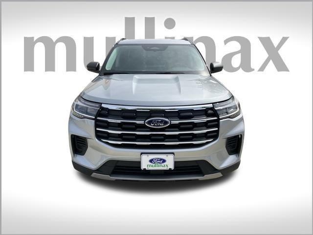 new 2025 Ford Explorer car, priced at $40,706