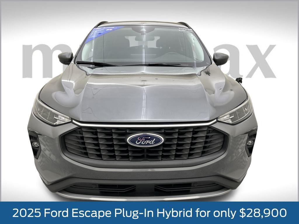 used 2025 Ford Escape PHEV car, priced at $28,900
