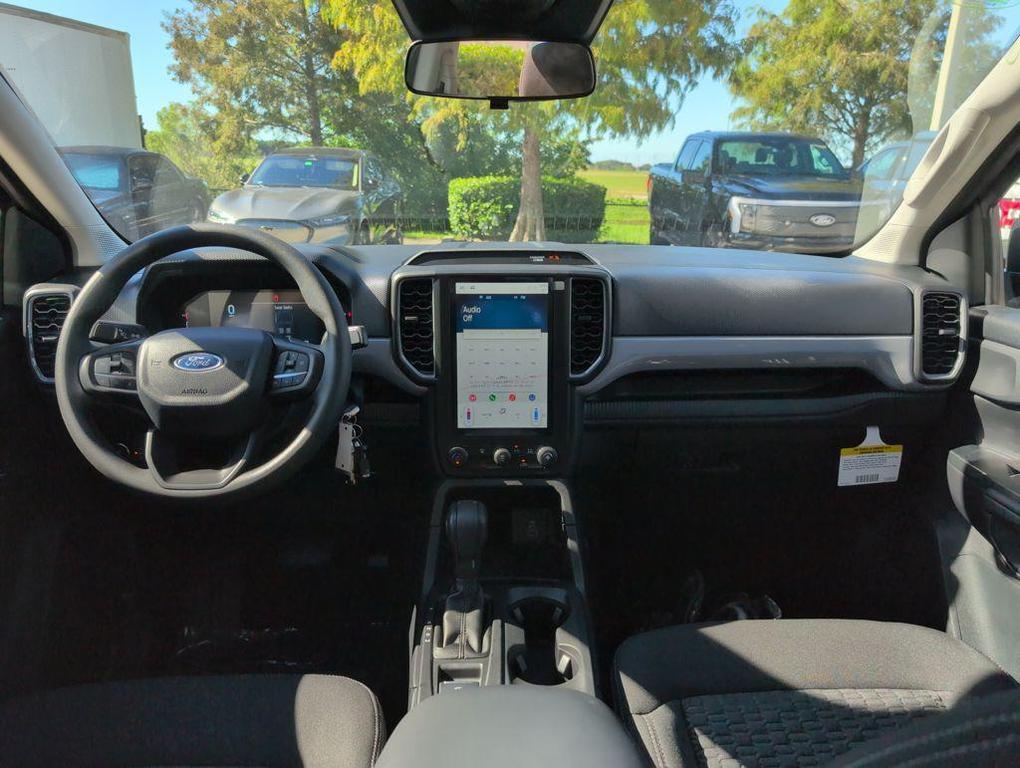 new 2025 Ford Ranger car, priced at $33,078
