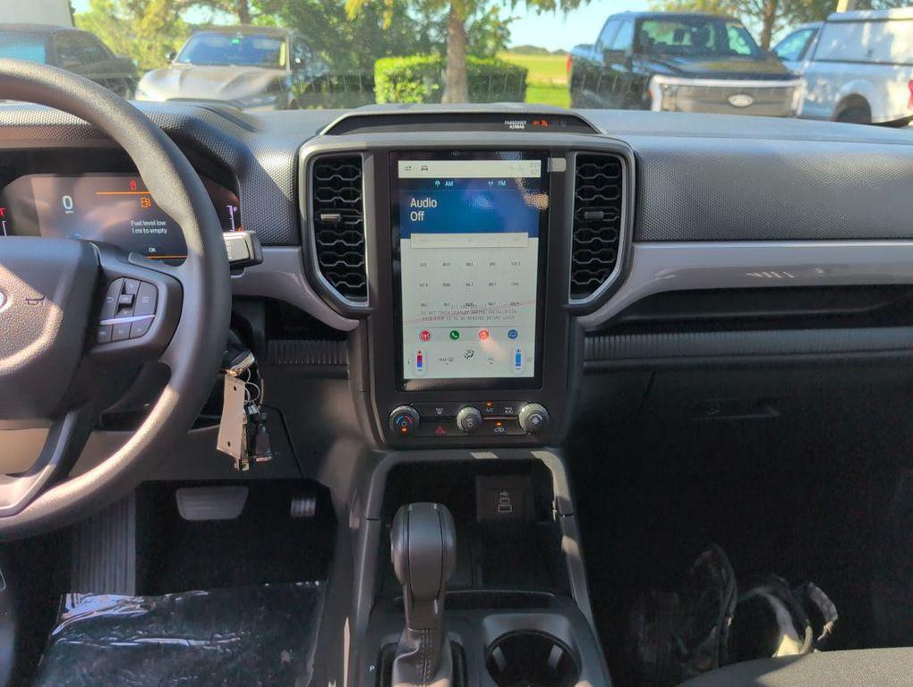 new 2025 Ford Ranger car, priced at $33,078