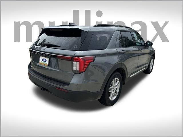 new 2025 Ford Explorer car, priced at $39,527