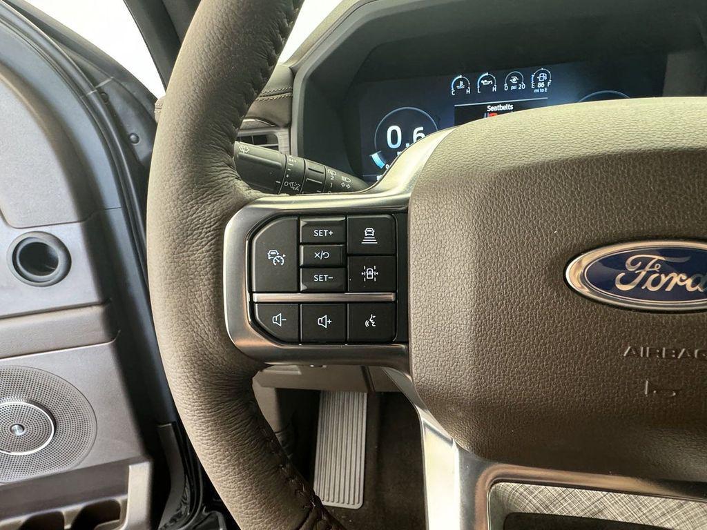 new 2024 Ford Expedition car, priced at $72,696
