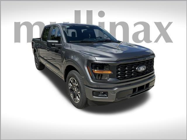 new 2024 Ford F-150 car, priced at $42,302