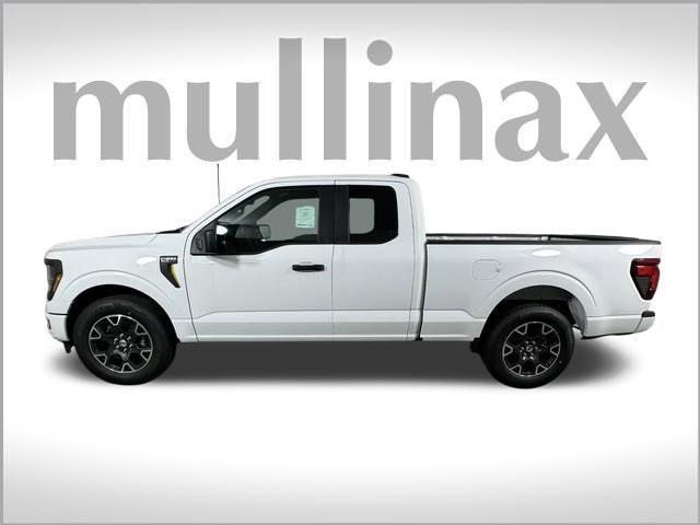 new 2024 Ford F-150 car, priced at $39,826