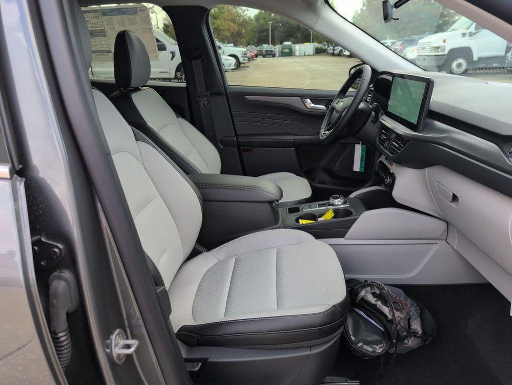 new 2025 Ford Escape PHEV car, priced at $30,567