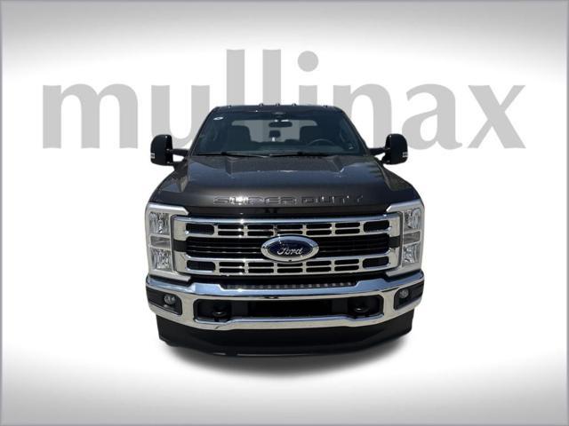 new 2025 Ford F-350 car, priced at $71,318