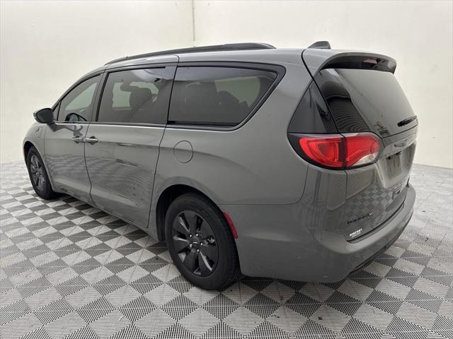 used 2020 Chrysler Pacifica Hybrid car, priced at $26,998